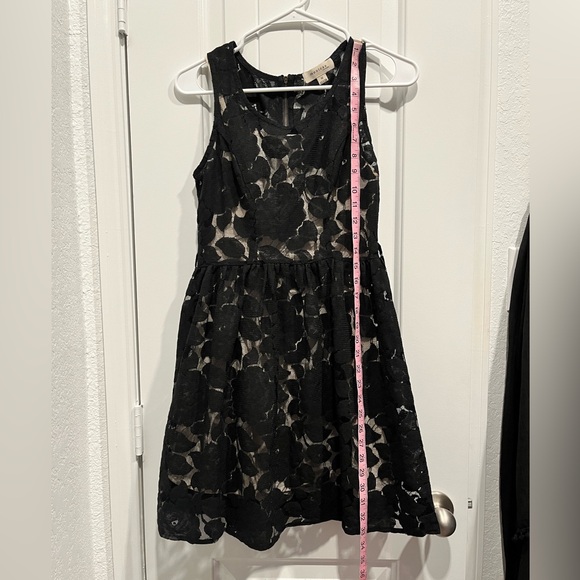 Monteau L.A. black lace/nude lining dress black lace skater dress Size M - Picture 9 of 10